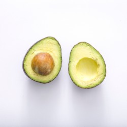 sliced avocado photo